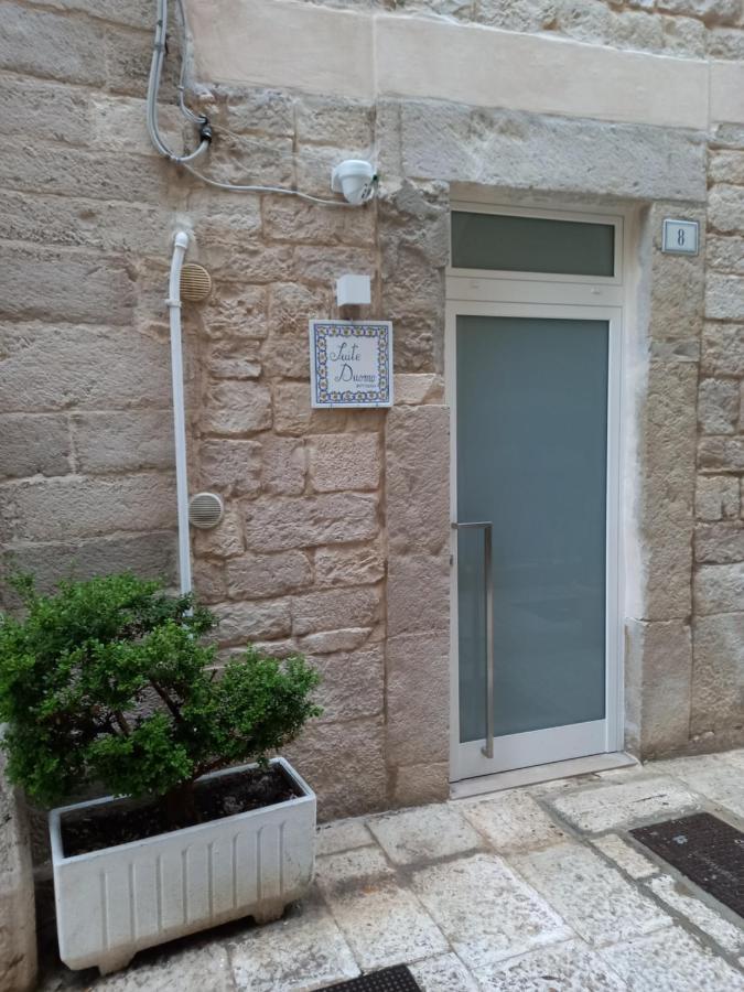 Suite Duomo Trani 6 Exteriör bild